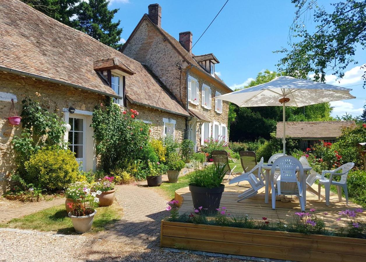 La Grenelle Bed and Breakfast Houlbec-Cocherel Exteriör bild